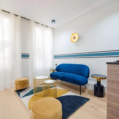 Mbm - Upper Marais Apartment