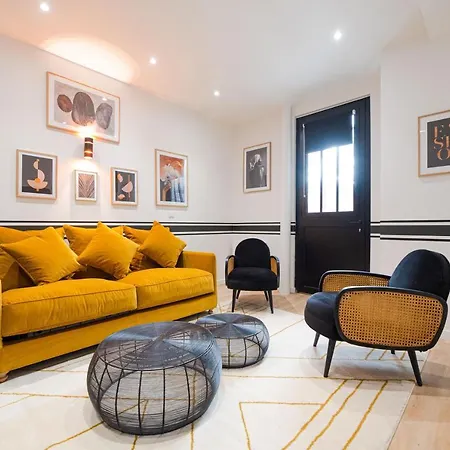 Mbm - Upper Marais Apartment
