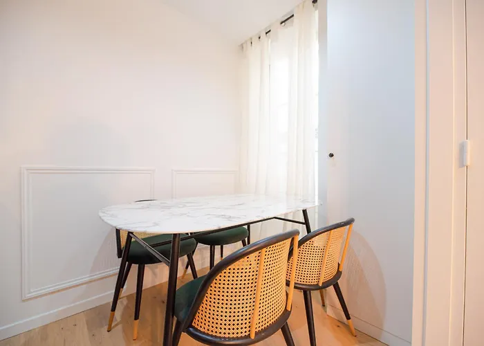 Mbm - Upper Marais * Paris